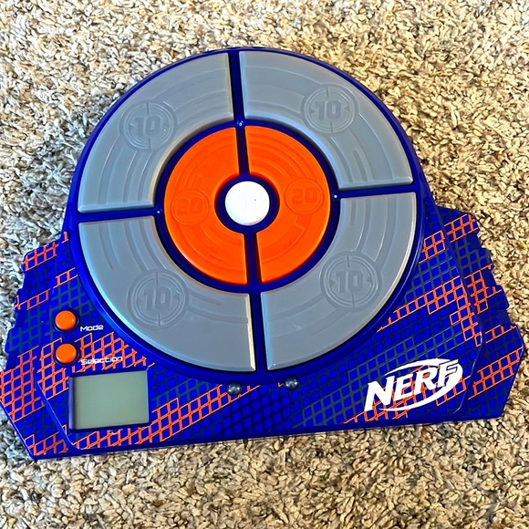 Nerf light up target - Picture 1 of 3